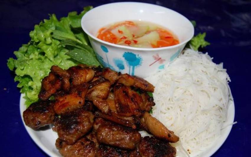 quán bún chả ngon tại hải phòng